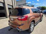 2015 Isuzu MU-X Wagon LS-T MY15