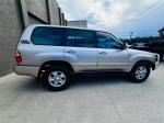 2005 Toyota Landcruiser Wagon Sahara UZJ100R